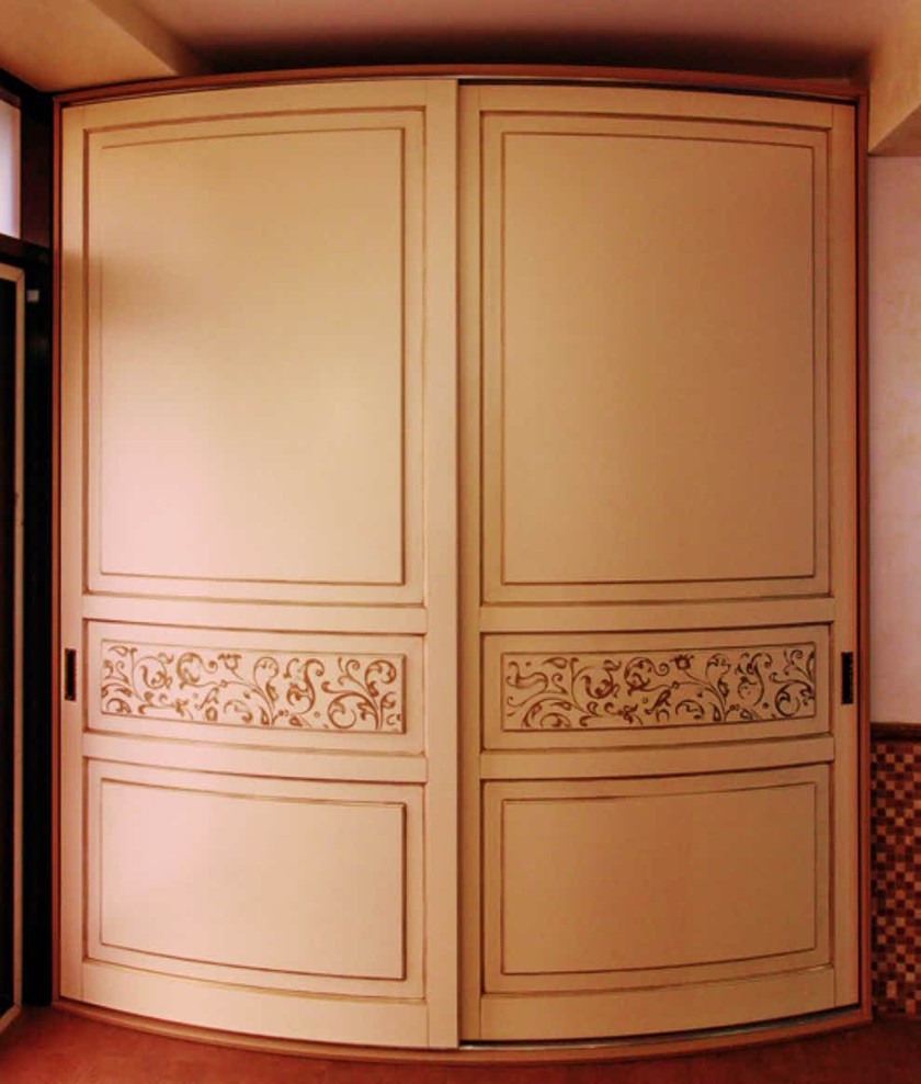 Радиусный шкаф купе с фрезеровкой, эмаль Севастополь